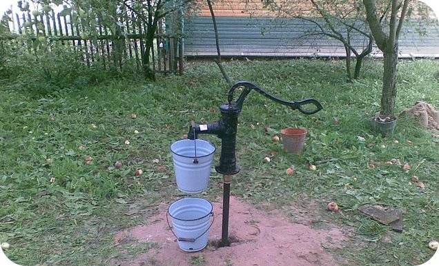 Comment forer un puits de vos propres mains: moyens de forage indépendant du budget