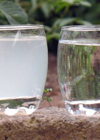 Comment faire un filtre à eau de vos propres mains