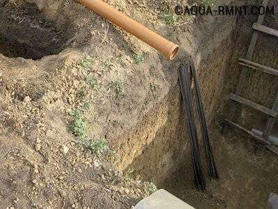 Un exemple de dispositif indépendant d'une fosse septique monolithique en béton