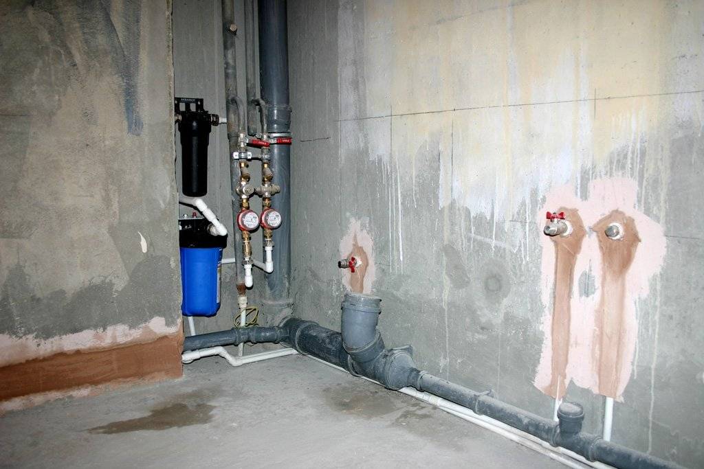 Assainissement à faire soi-même dans un appartement: instructions d'installation vidéo, comment remplacer une colonne montante, photo