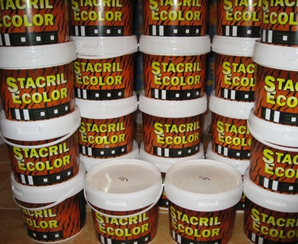 Comment choisir l'émail pour la restauration du bain: un aperçu comparatif des produits populaires