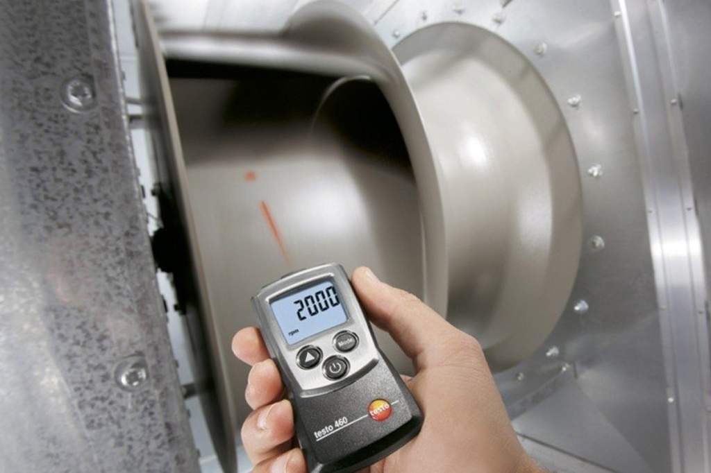 Comment vérifier la présence de courants d'air et de ventilation dans l'appartement