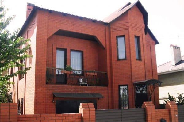 7 différences entre le rouge brique et le blanc