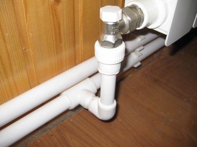 Quels tuyaux sont préférables pour organiser le chauffage: un examen comparatif de 6 options