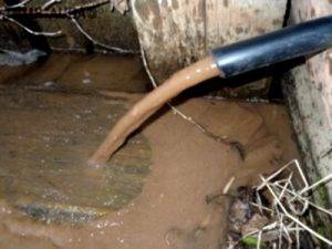 Nettoyage de puits à faire soi-même : aperçu des causes courantes de colmatage et des meilleures techniques de nettoyage