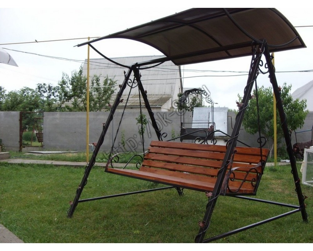 Nous fabriquons une balançoire de rue de nos propres mains pour donner du bois et du métal