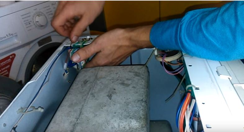 Réparation de lave-linge samsung à faire soi-même: comment réparer les dysfonctionnements de base - point j