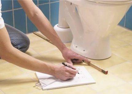 Comment installer une toilette sur un carrelage: un aperçu des meilleures façons et des nuances techniques