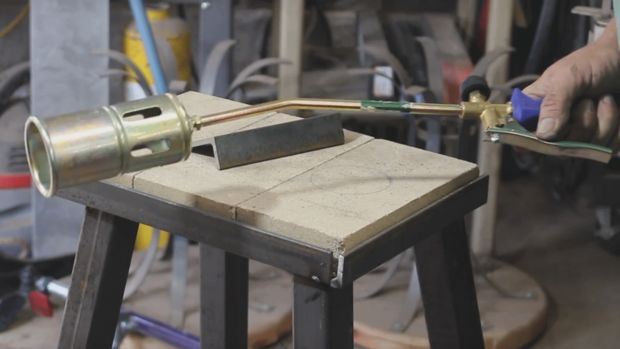 Brûleur à gaz à injection à faire soi-même pour la forge d'un forgeron: guide de fabrication