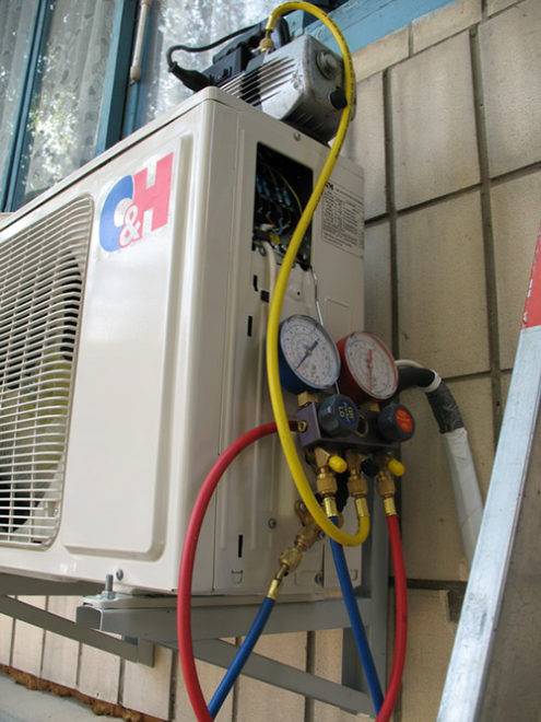 Comment démonter un système divisé de vos propres mains: caractéristiques et procédure d'exécution des travaux