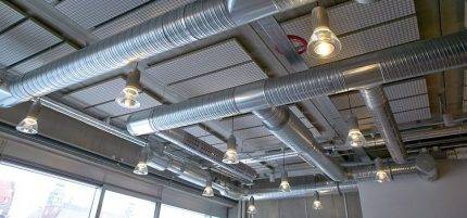 Pourquoi la condensation se forme-t-elle dans le conduit de cheminée et comment s'en débarrasser ?