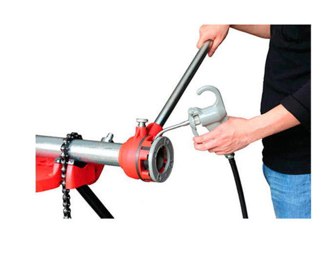 Coupe-fil. outils, méthodes de filetage