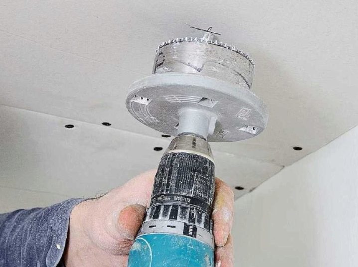 Comment et comment couper des cloisons sèches: outils de coupe + instructions de travail