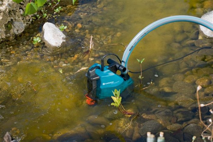 Pompes d'irrigation de jardin pour un potager à partir d'un réservoir, d'un bassin