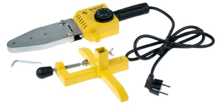 Comment choisir un fer à souder pour tuyaux en polypropylène : conseils de plombiers professionnels