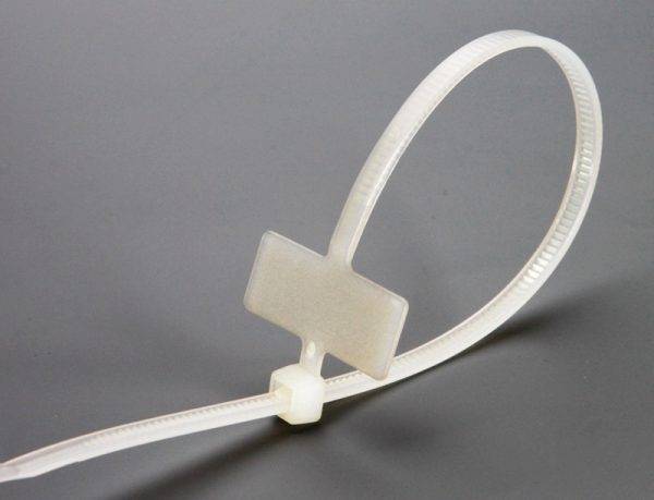 15 utilisations inhabituelles des attaches en plastique