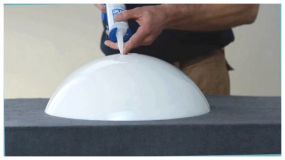 Évier suspendu sur le comptoir: caractéristiques de choix et d'installation