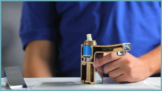 Réparation de robinet à levier unique à faire soi-même: instructions étape par étape