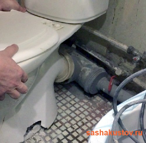 Ce que vous devez savoir lorsque vous remplacez une ancienne toilette par une nouvelle