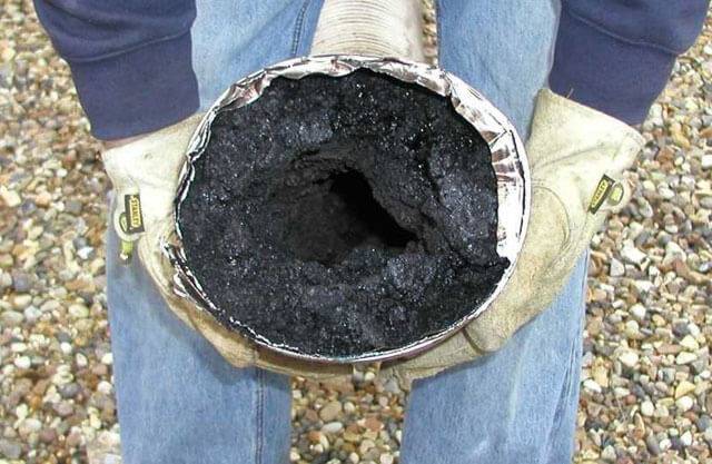 Comment nettoyer la cheminée de la suie