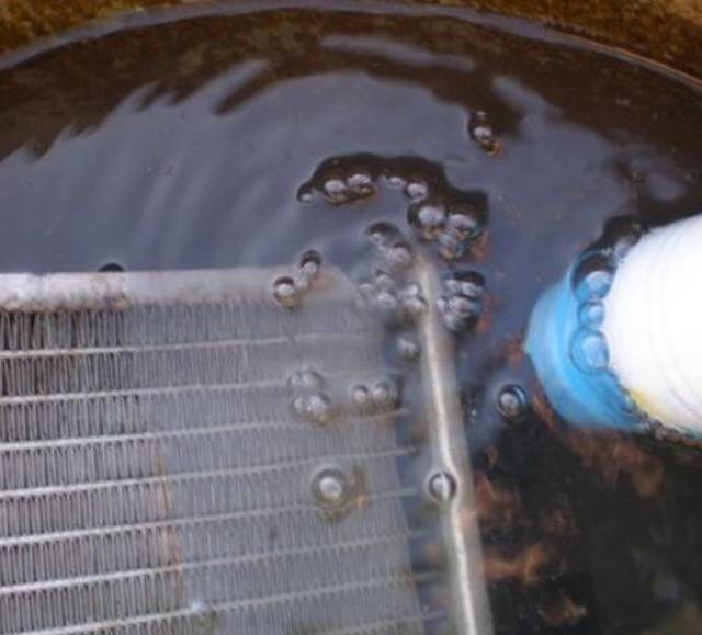 Comment réparer une fuite dans un radiateur en fonte - causes des dommages