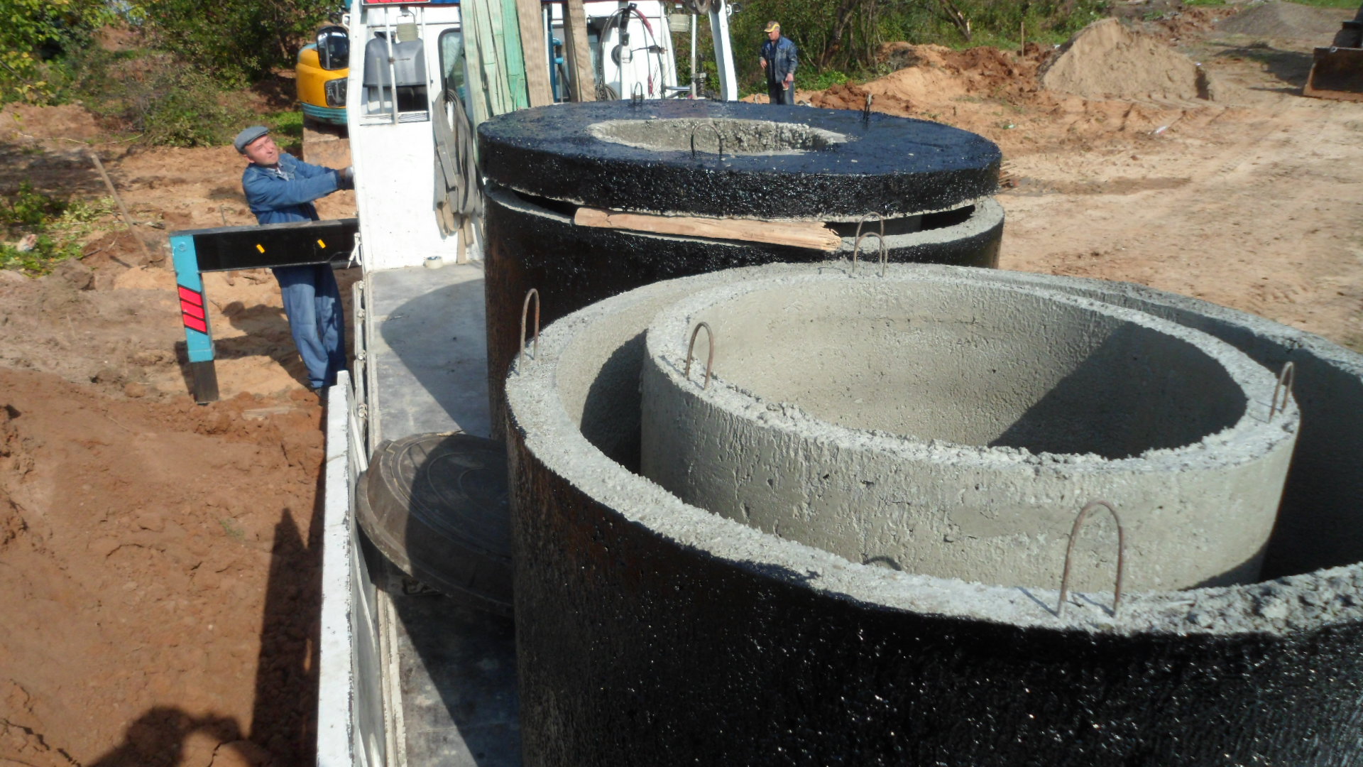 Anneaux en béton armé pour puits : types, marquage, technologie de production + aperçu des fabricants