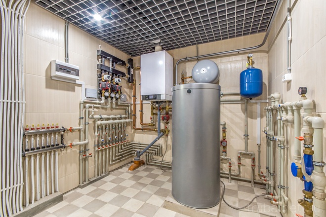 Plomberie à faire soi-même dans une maison privée - types et règles de l'appareil