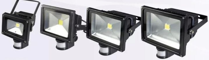 Lampes avec détecteur de mouvement : comment elles fonctionnent, comment se connecter + TOP des meilleurs fabricants