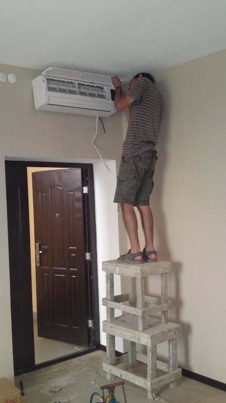 7 Caractéristiques importantes de l'installation d'un climatiseur en 2 étapes