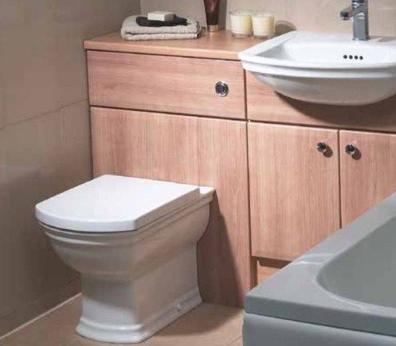 Comment choisir une toilette suspendue : quelle est la meilleure et pourquoi + aperçu des fabricants