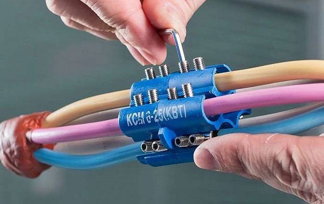 7 façons de connecter des fils toronnés entre eux