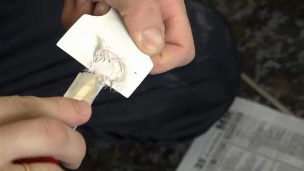 Restauration de baignoire à l'acrylique liquide : réparation de revêtement d'émail à faire soi-même