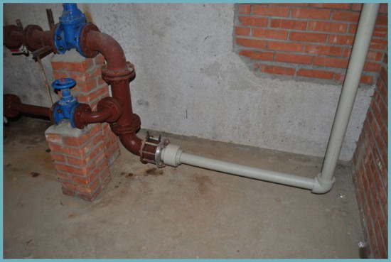 Façons de connecter des tuyaux en plastique au métal: une analyse des 2 meilleures méthodes