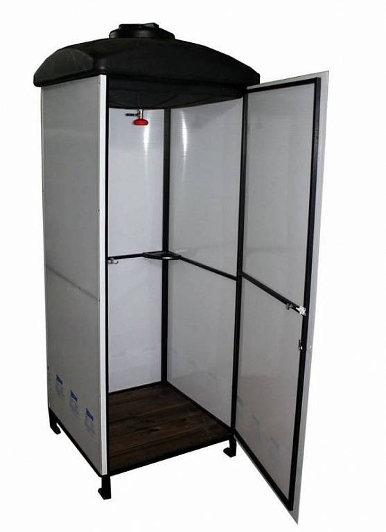 Construction d'une cabine de douche en bois pour une résidence d'été: instructions pas à pas tirées de l'expérience personnelle