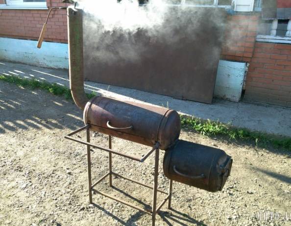 Brasier à faire soi-même à partir d'une bouteille de gaz: instructions et caractéristiques