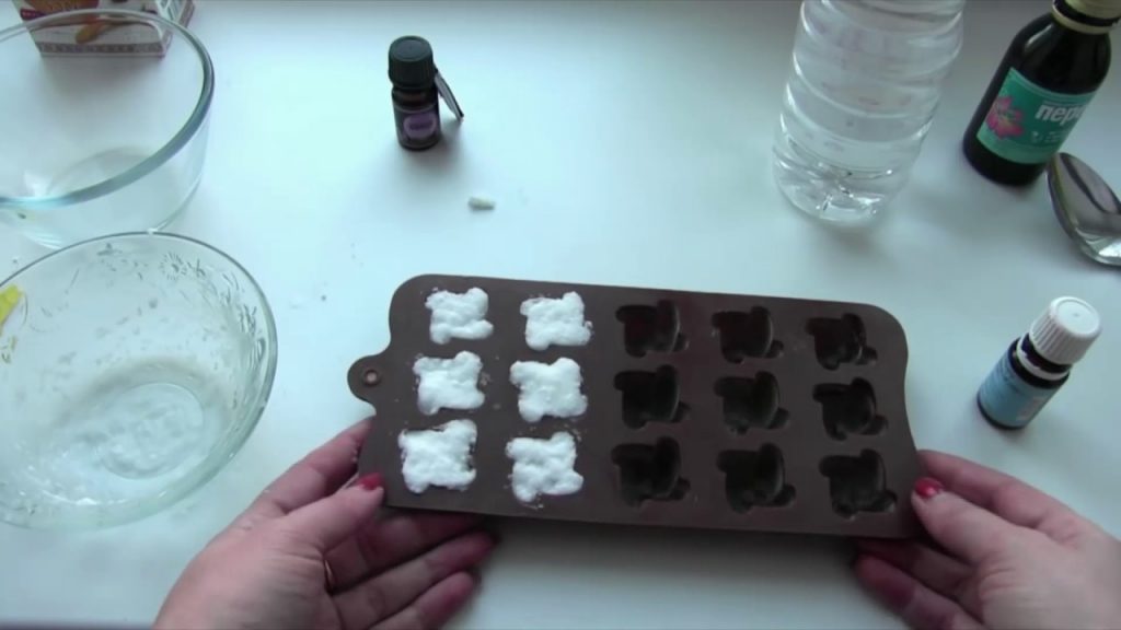 Tablettes lave-vaisselle à faire soi-même : tour d'horizon des meilleures "recettes" maison