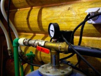 Accumulateurs hydrauliques pour l'approvisionnement en eau: principe de fonctionnement, types, comment choisir le bon