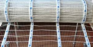 Comment faire un sol chaud sous linoléum sur un sol en béton : mode d'emploi détaillé