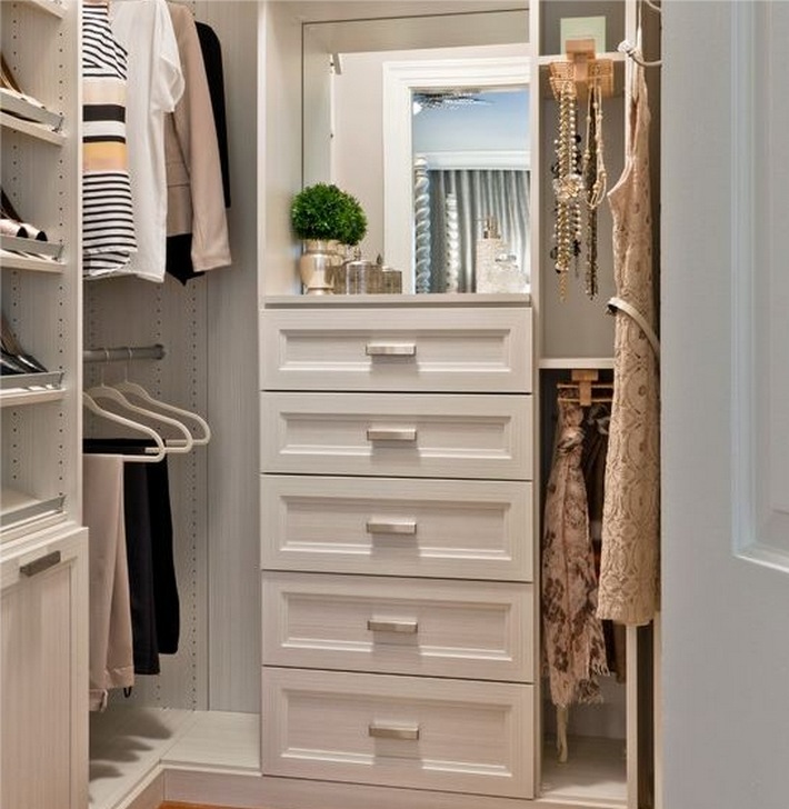 Installation de ventilation dans le dressing sans fenêtre