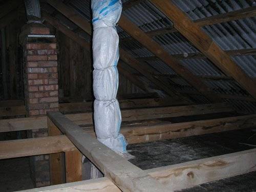 Comment isoler la ventilation dans un grenier froid : les spécificités de l'isolation thermique des conduits d'aération