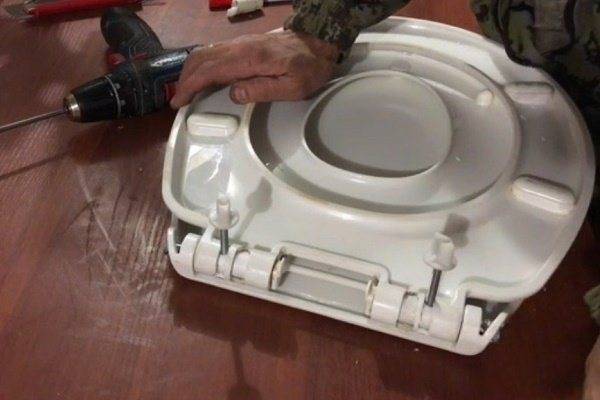 Comment réparer une toilette de vos propres mains: analyse des pannes courantes