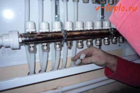 Comment choisir un collecteur pour le chauffage au sol