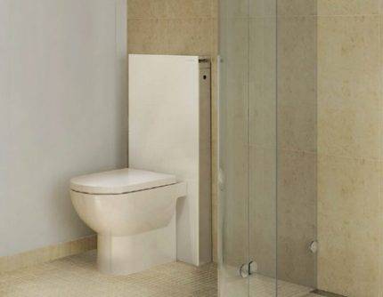 Installer une toilette murale suspendue de vos propres mains: lors de l'installation et sur une base en béton