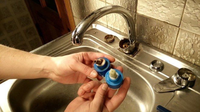 Comment installer un robinet dans la cuisine: instructions étape par étape pour le travail