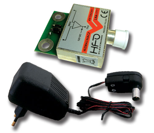 Antenne extérieure d'amplificateur de signal TV dans le pays