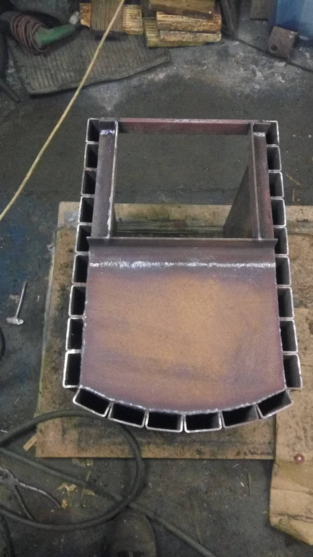 Poêle Potbelly Loginov : appareil, principe de fonctionnement, fabrication DIY