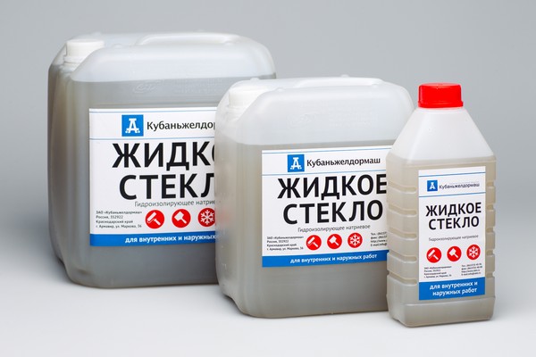 Matériaux d'étanchéité de piscine : un examen comparatif