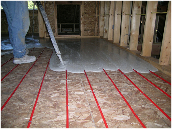 Sol chaud sous le stratifié: choisissez celui qu'il vaut mieux mettre + un exemple de travail