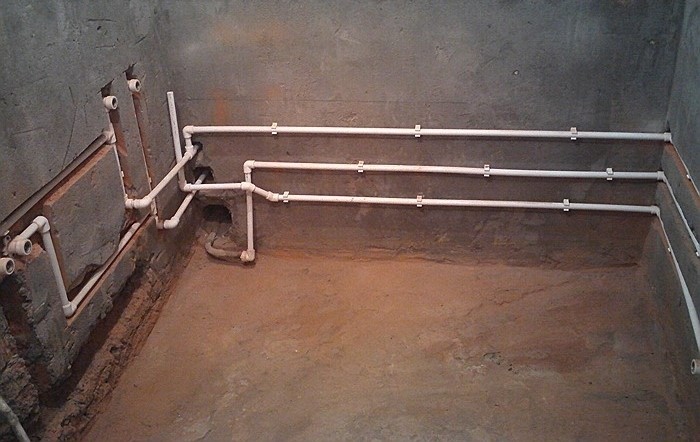 Comment réaliser un système d'alimentation en eau en polypropylène: bases de conception et règles d'installation