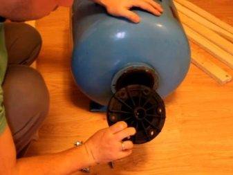 Le principe de fonctionnement de l'accumulateur et pourquoi il est nécessaire dans le système d'alimentation en eau